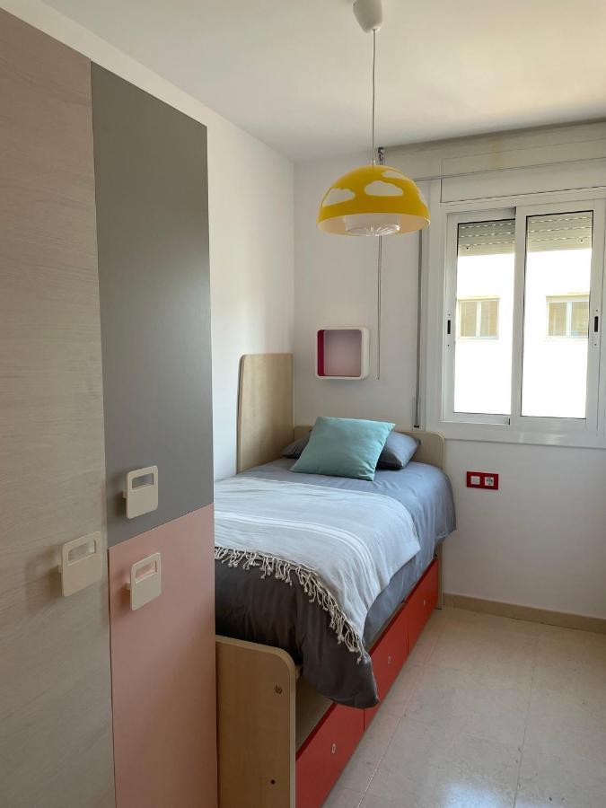 Cozy Beach House With Pool & Bbq Cubelles Esterno foto