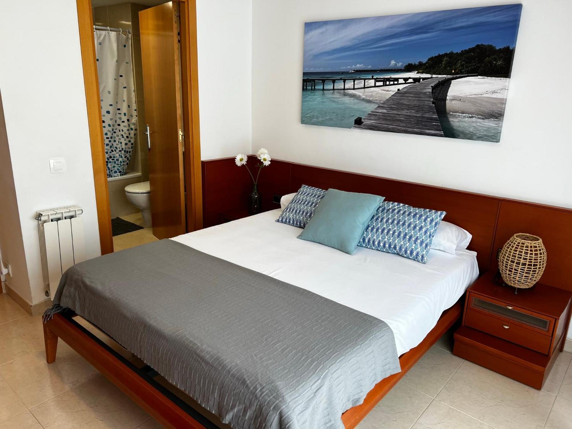 Cozy Beach House With Pool & Bbq Cubelles Esterno foto